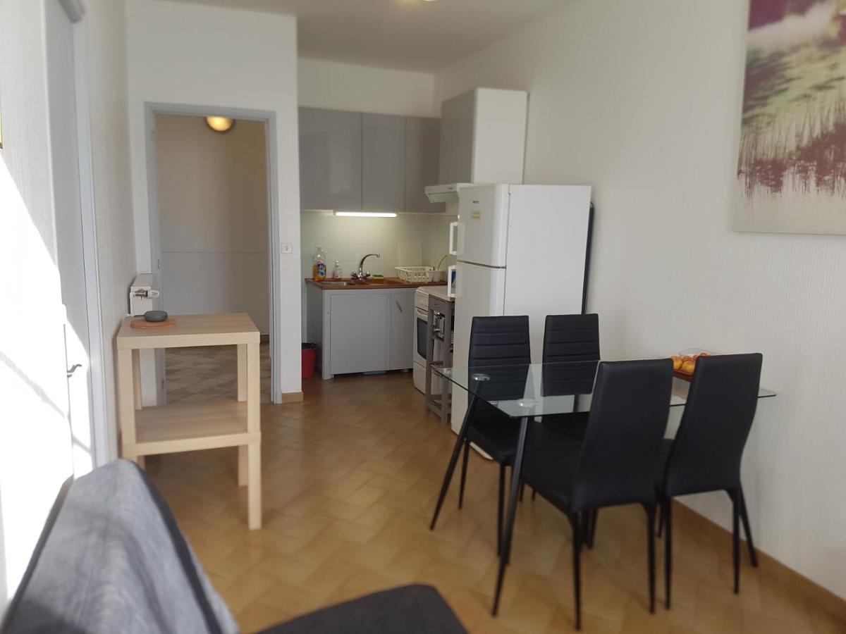 Appartements Coeur De Village Saint-Jean-du-Bruel Exteriér fotografie