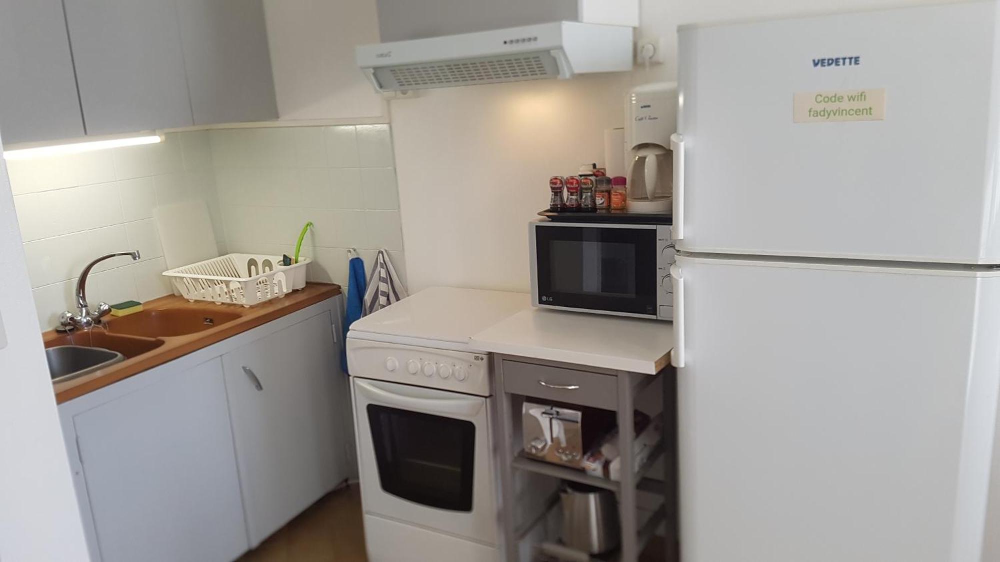 Appartements Coeur De Village Saint-Jean-du-Bruel Pokoj fotografie