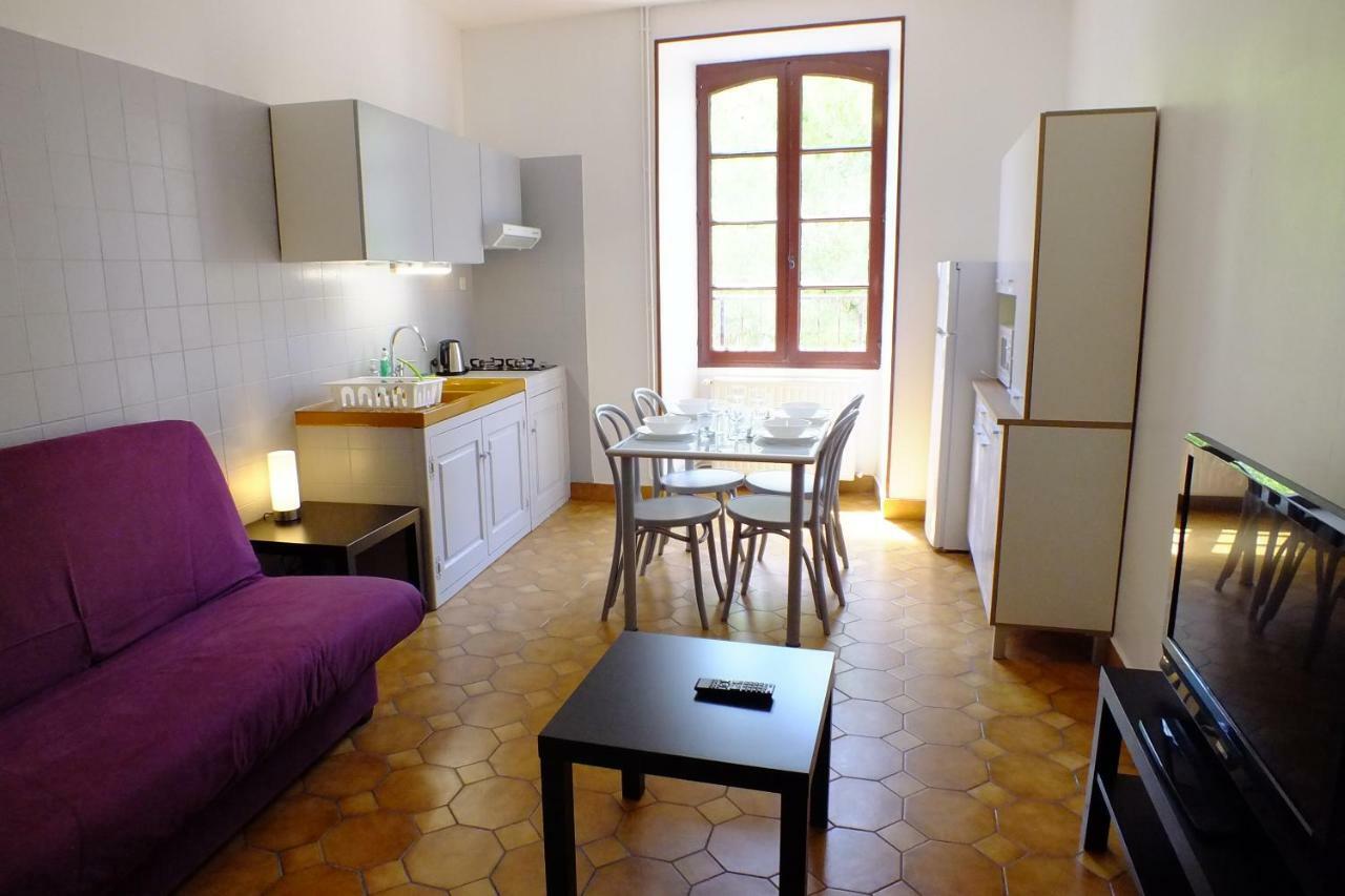 Appartements Coeur De Village Saint-Jean-du-Bruel Exteriér fotografie