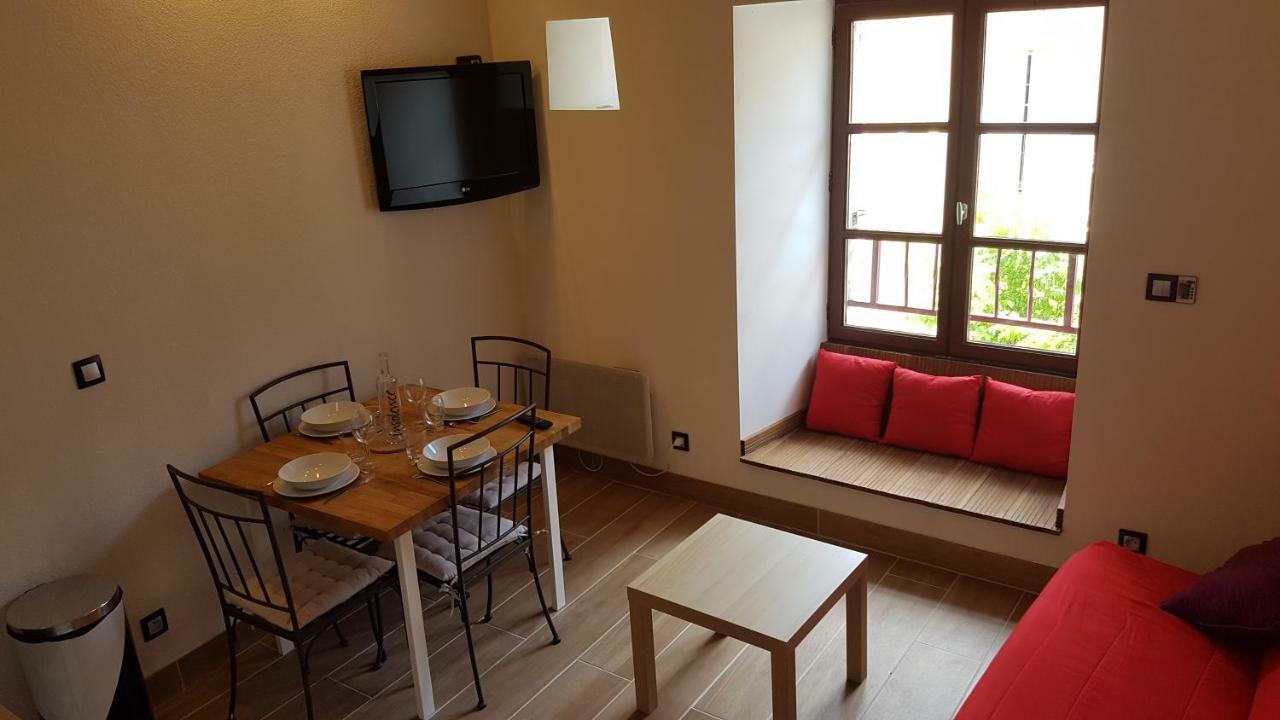 Appartements Coeur De Village Saint-Jean-du-Bruel Exteriér fotografie